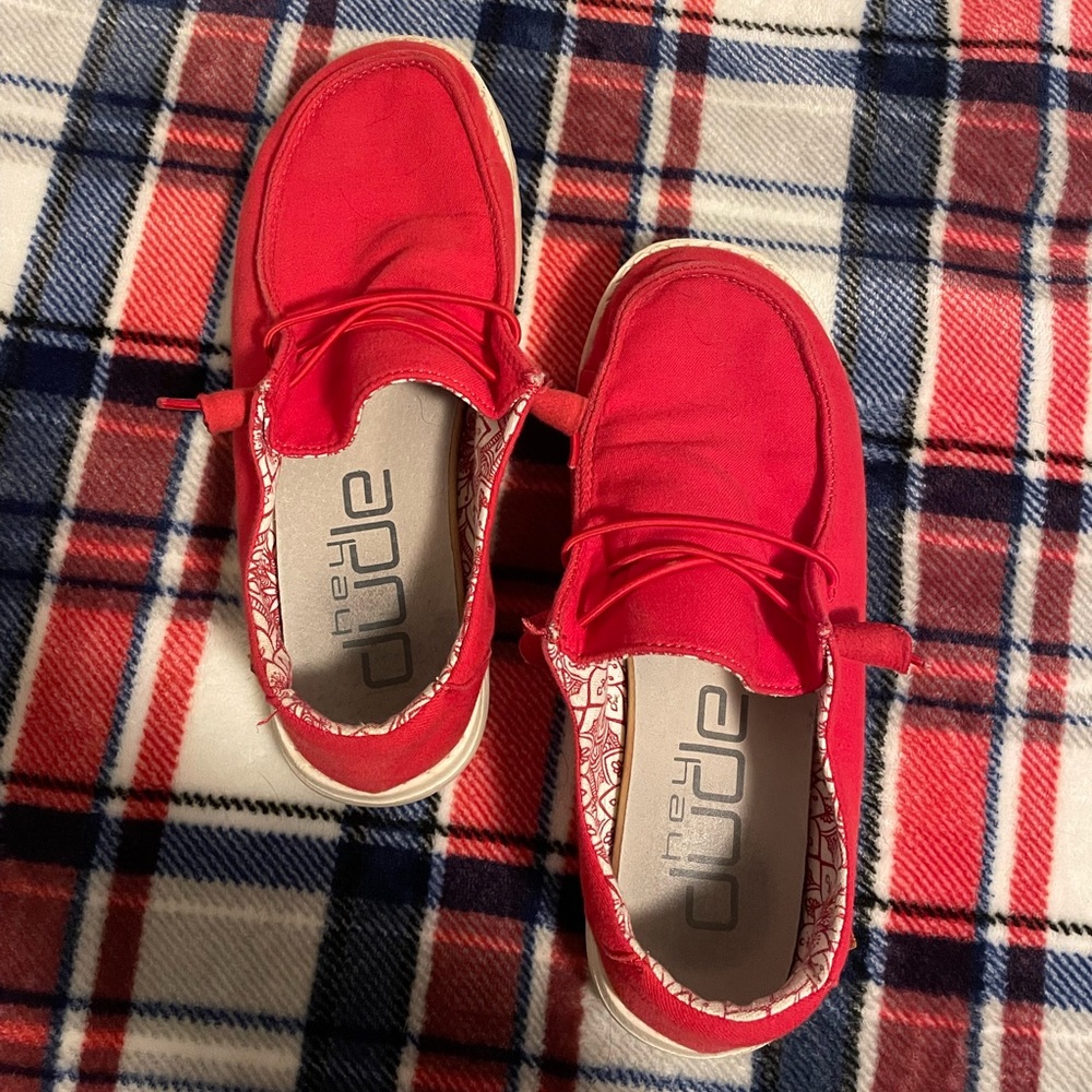 Size 5 Hey Dudes